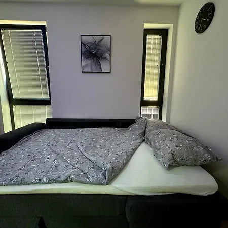 Studio Apartman Gorusa Apartmán *