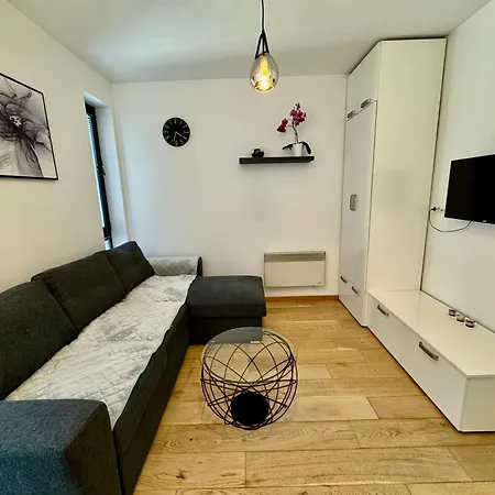 公寓 Studio Apartman Gorusa 塞拉耶佛